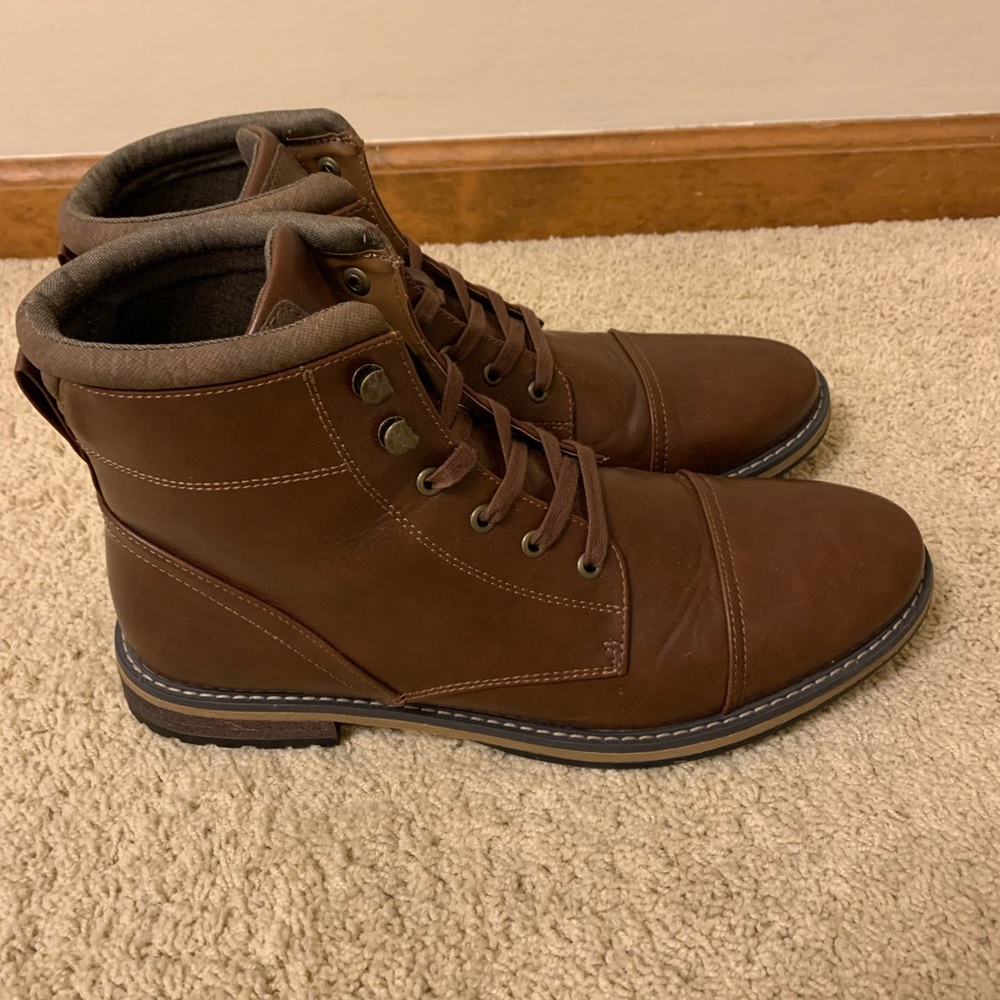 Goodfellow & Co size 13 Brown Boot